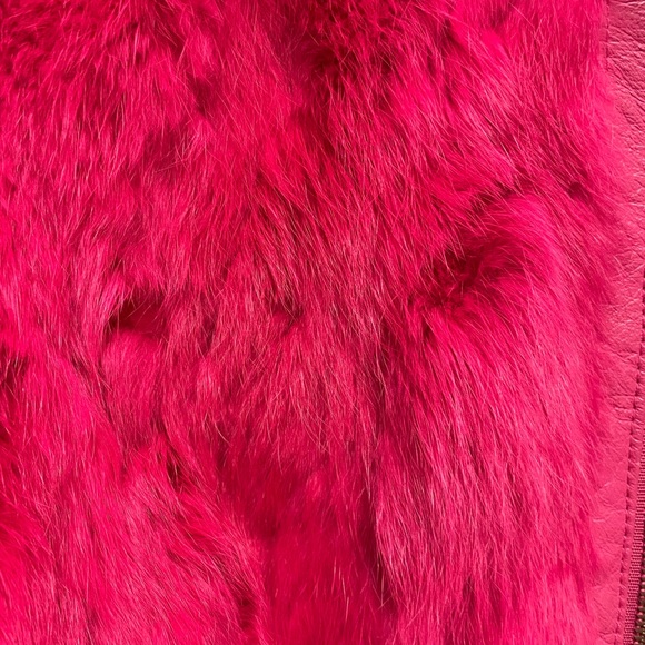 Women's Fuchsia Faux Fur Jacket - Picture 3 of 4